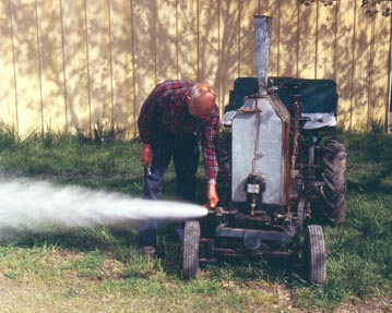 Jim Tangeman Steam PoweredGarden Tractor